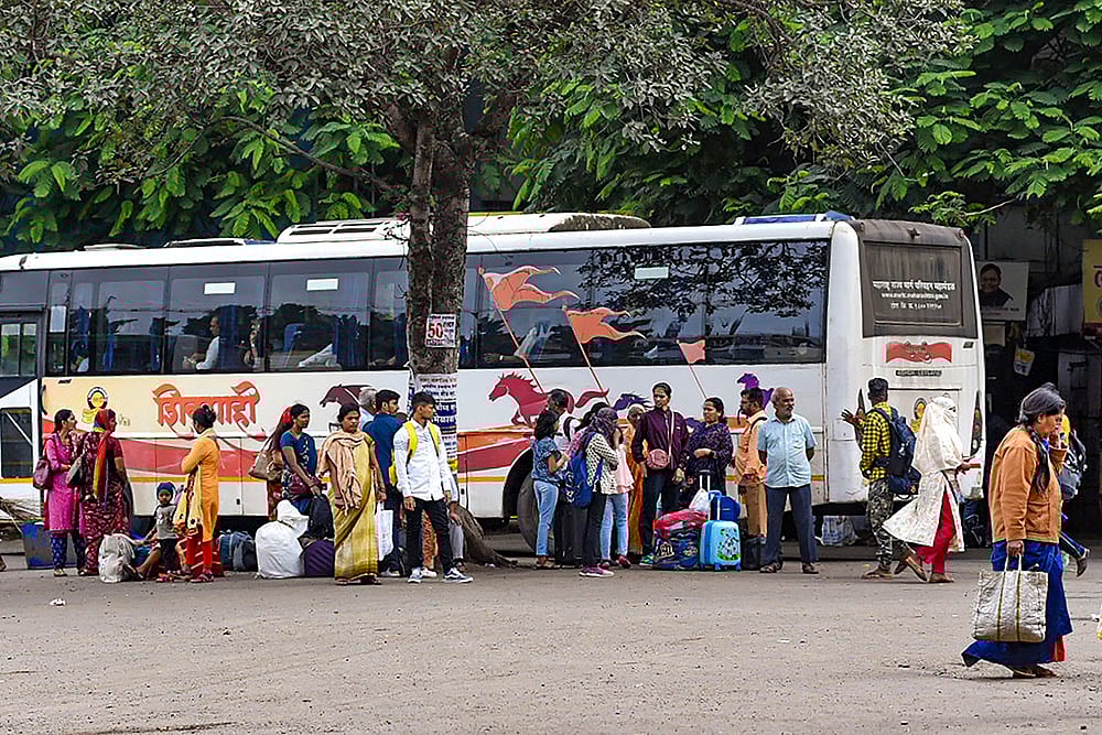 | Photo: PTI : Maharashtra Suspends State Buses To Karnataka After Attack On Bus, Driver
